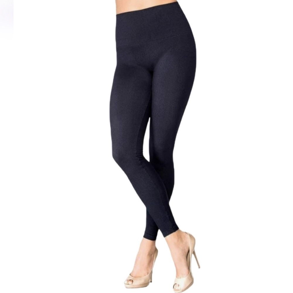 NWT Spanx Assets Shaping Seamless Denim Legging Dark Indigo, size 1X. Dark blue